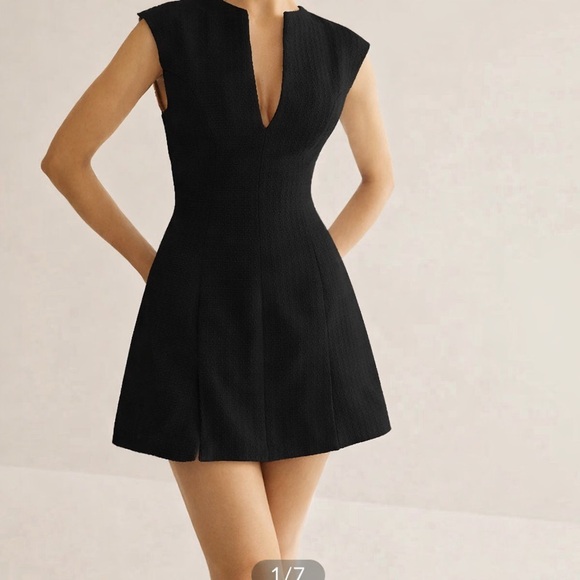 Piping Zipper Deep V-Neck Short Dress - Picture 6 of 6